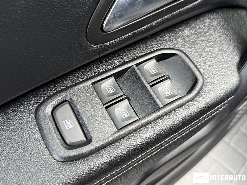 Dacia Duster 2018 — Миниатюра 19