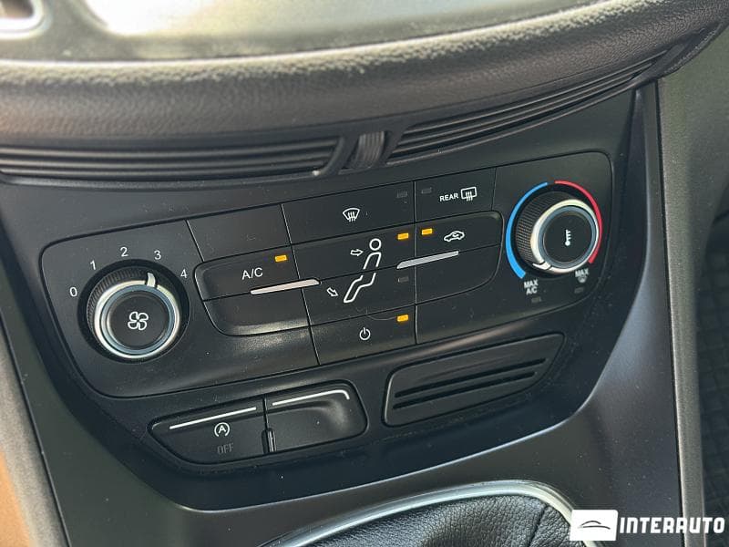 Ford C-MAX 2016 — Миниатюра 13