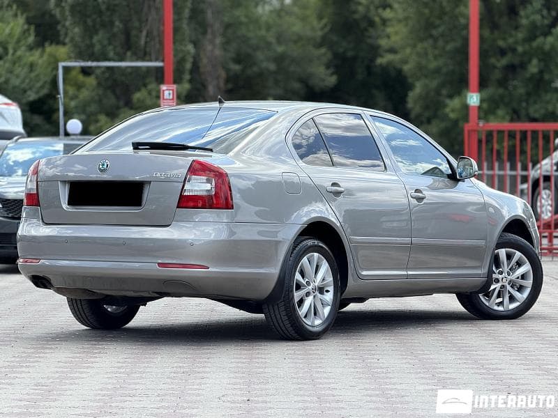 2013 Skoda Octavia — Miniatură 2
