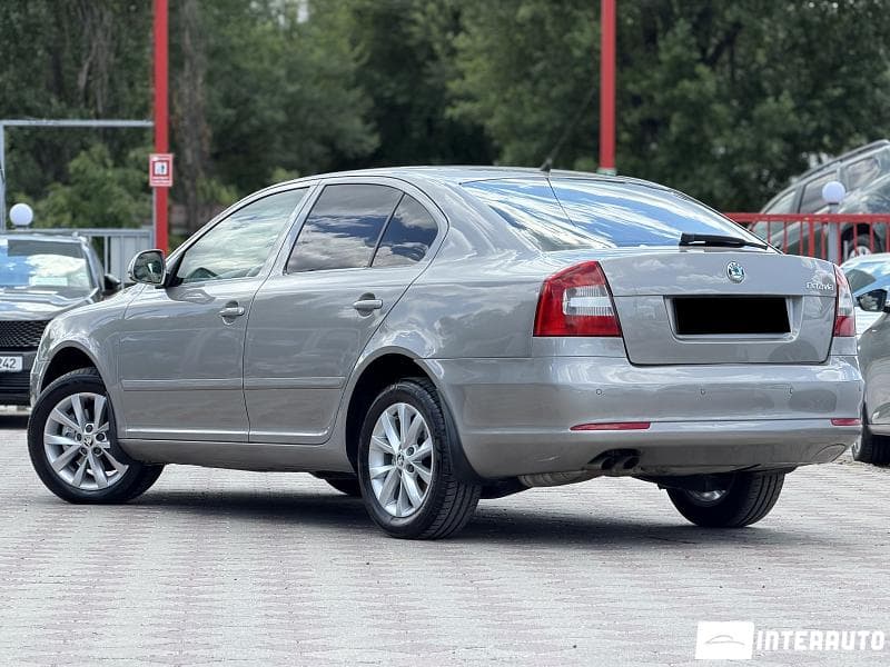 2013 Skoda Octavia — Miniatură 3