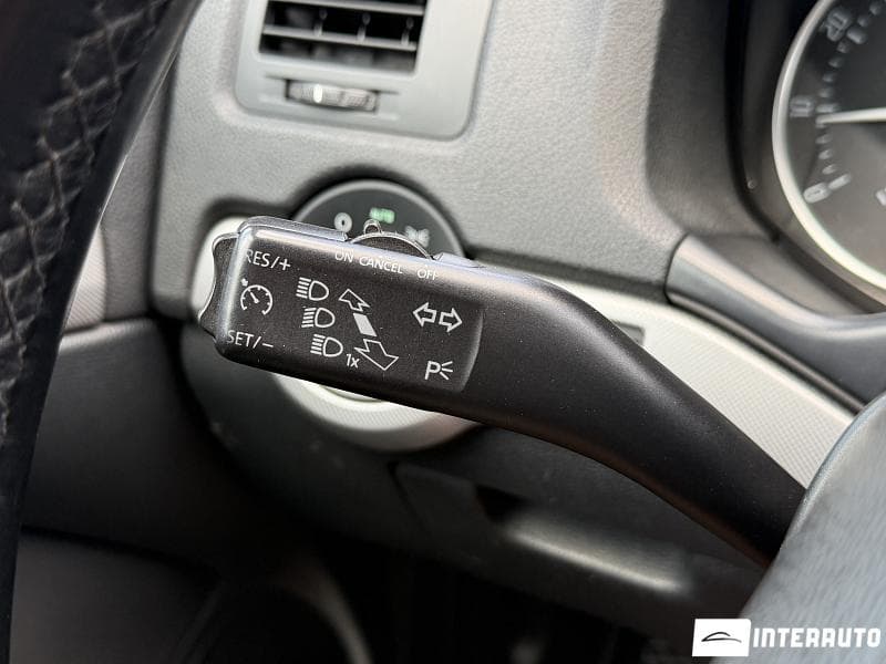 2013 Skoda Octavia — Miniatură 11