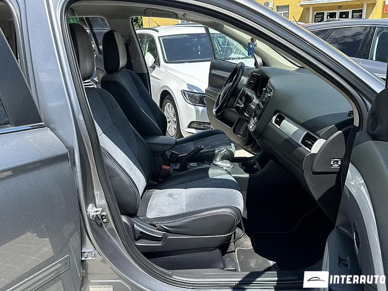 Mitsubishi Outlander 2014 — Миниатюра 14