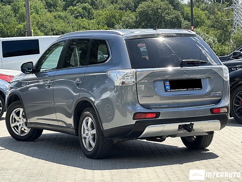 Mitsubishi Outlander 2014 — Миниатюра 4