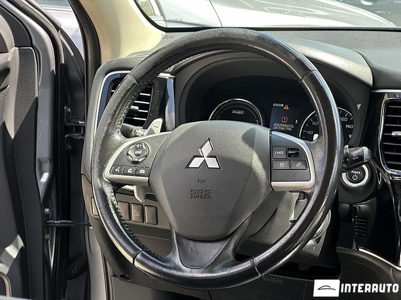 Mitsubishi Outlander 2014 — Миниатюра 7