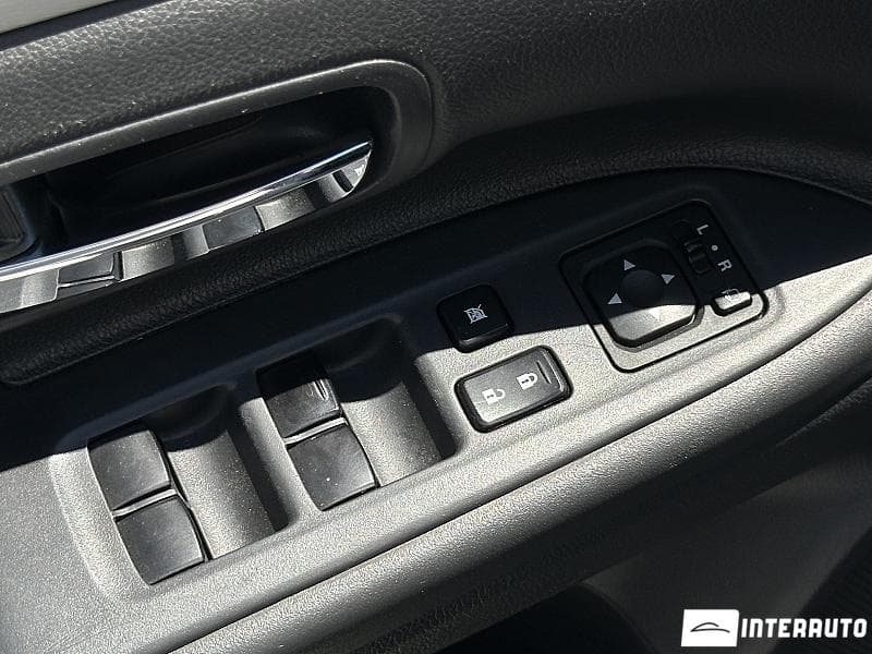 Mitsubishi Outlander 2014 — Миниатюра 15
