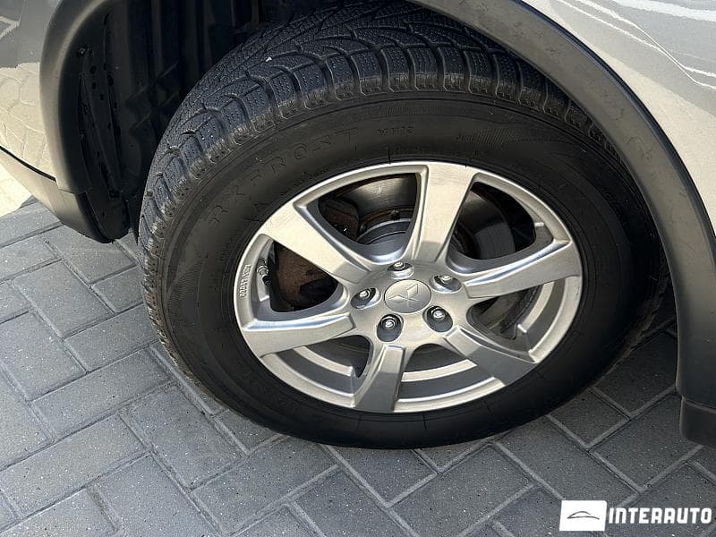 Mitsubishi Outlander 2014 — Миниатюра 16