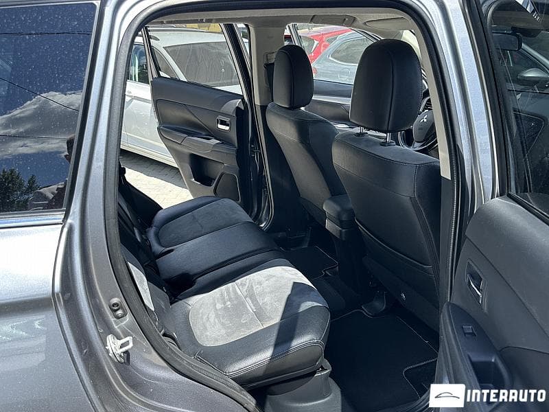 Mitsubishi Outlander 2014 — Миниатюра 13