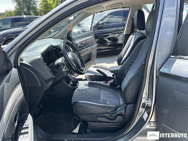 Mitsubishi Outlander 2014 — Миниатюра 5