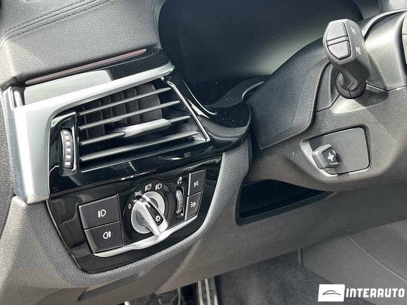 BMW 530e 2020 — Миниатюра 11