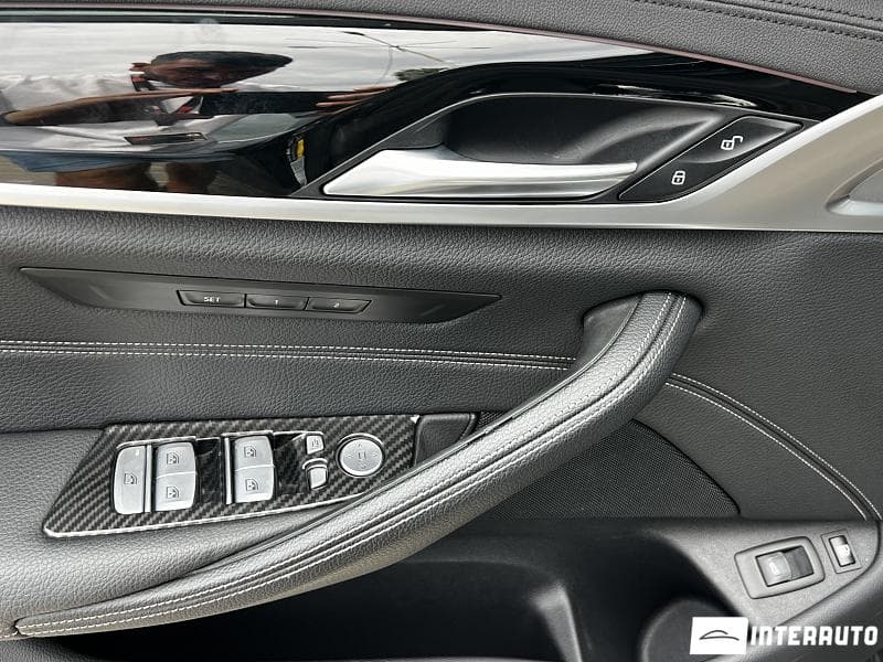 BMW 530e 2020 — Миниатюра 17