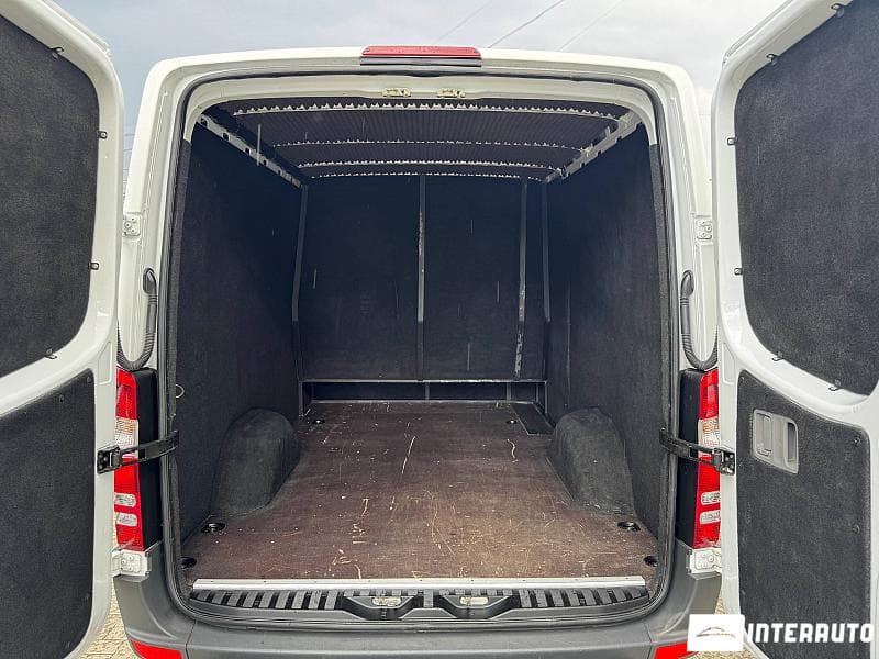 Mercedes Sprinter 2015 — Миниатюра 15