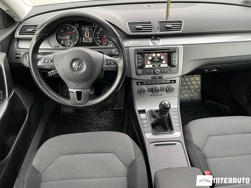 2013 Volkswagen Passat — Miniatură 9