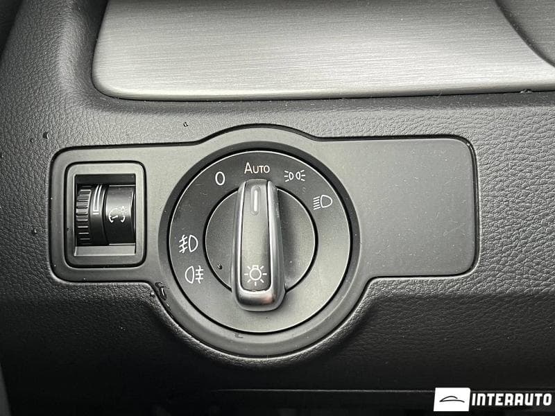 2013 Volkswagen Passat — Miniatură 16