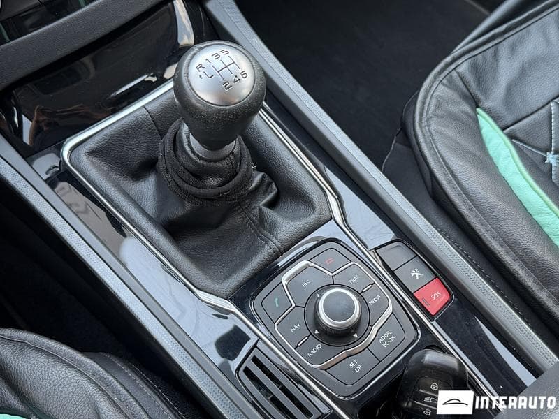 Peugeot 508 2011 — Миниатюра 14