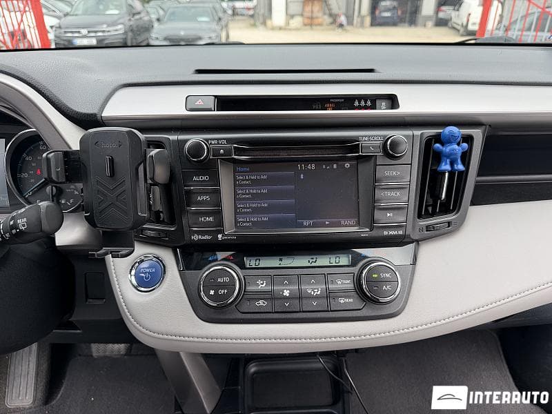 Toyota Rav-4 2017 — Миниатюра 13