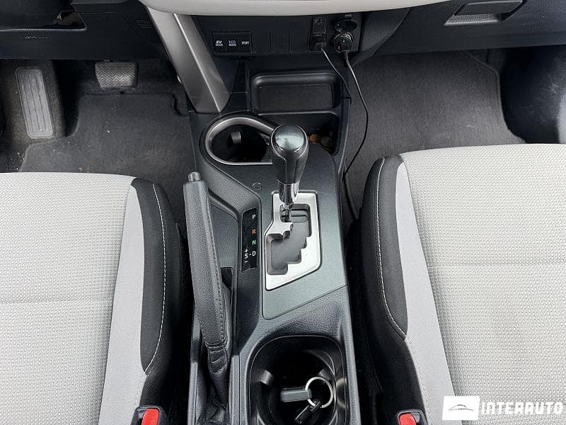 Toyota Rav-4 2017 — Миниатюра 14