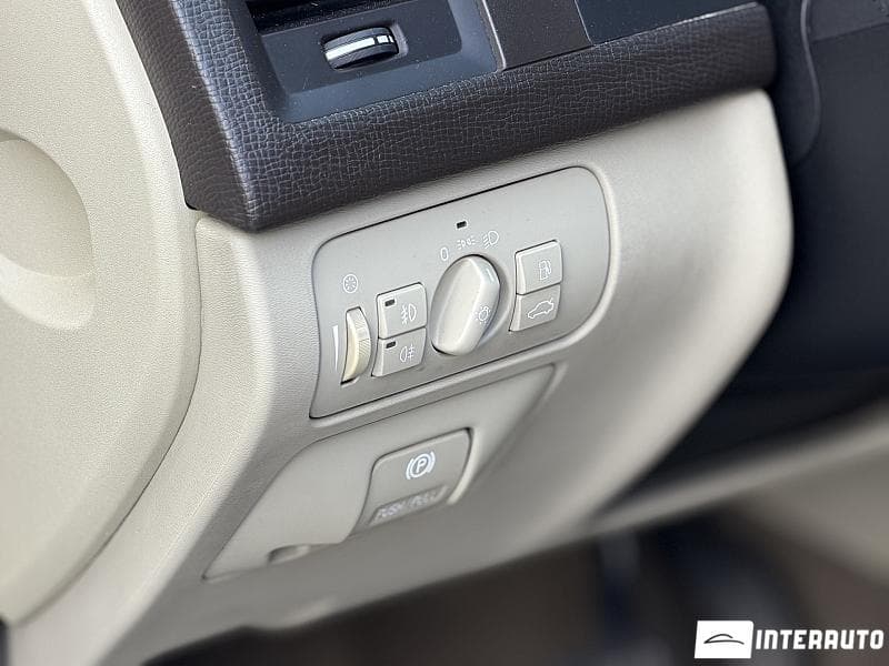 Volvo XC 60 2010 — Миниатюра 6