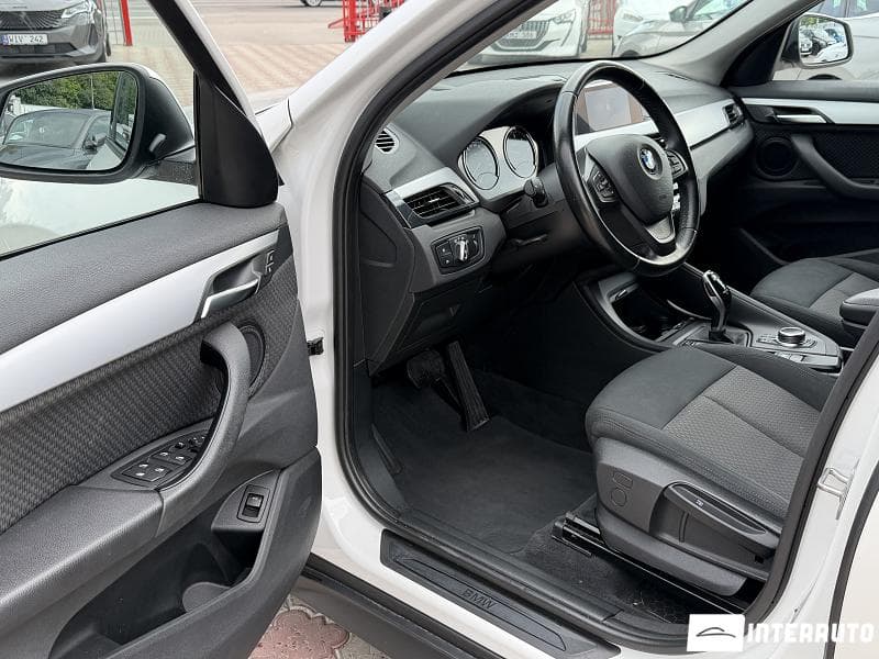 BMW X1 2.0D 2018 — Миниатюра 5