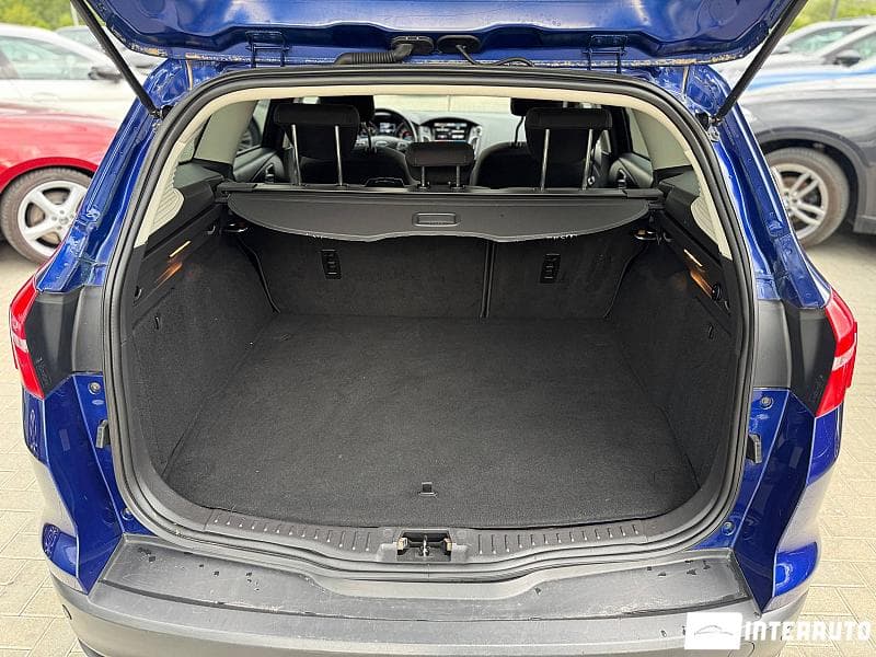 2016 Ford Focus — Miniatură 18