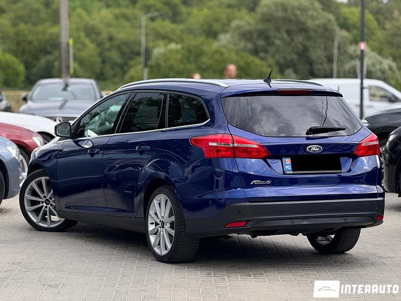 2016 Ford Focus — Miniatură 4