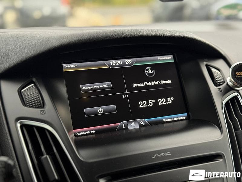 2016 Ford Focus — Miniatură 9