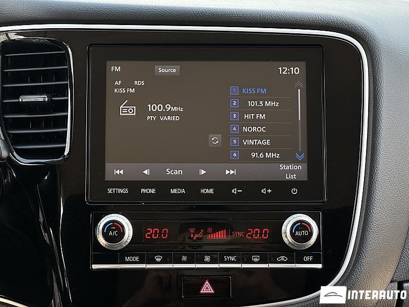 Mitsubishi Outlander 2020 — Миниатюра 9