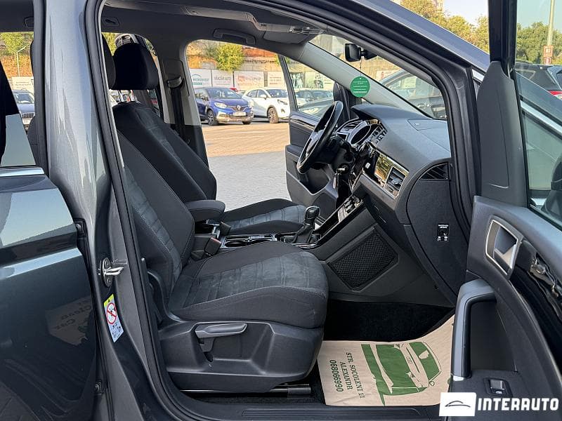 2018 Volkswagen Touran — Miniatură 16