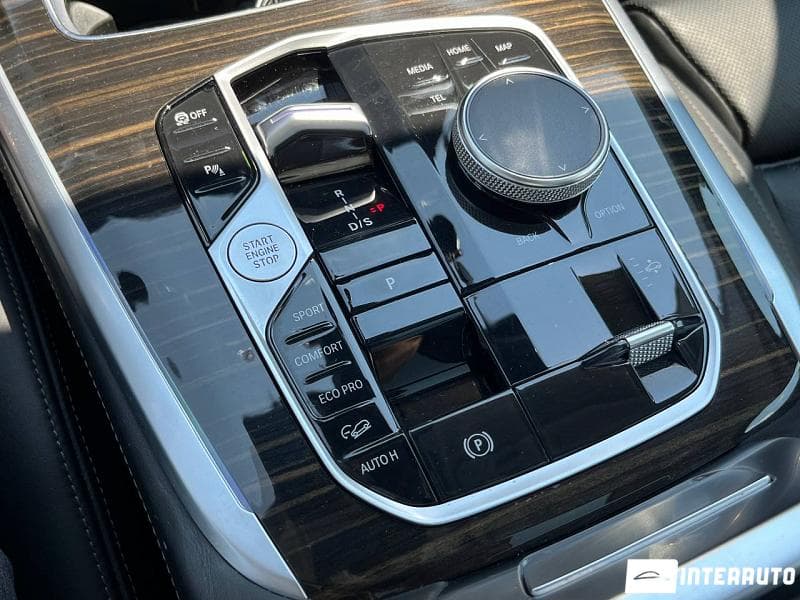 2024 BMW X7 4.0i — Miniatură 13