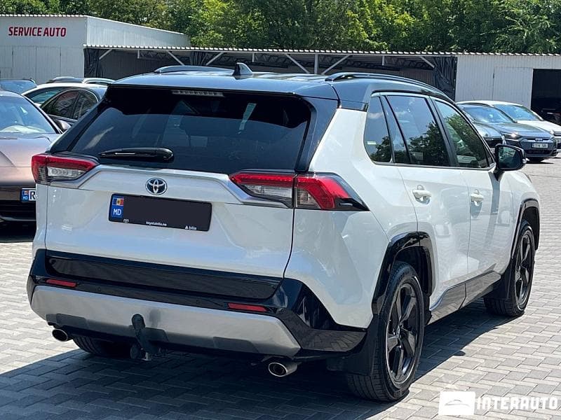 Toyota Rav-4 2019 — Миниатюра 4