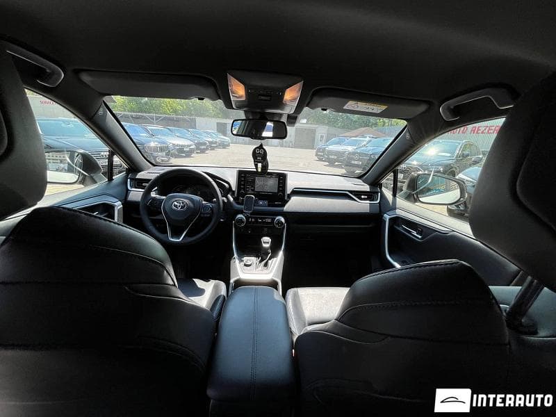 Toyota Rav-4 2019 — Миниатюра 7