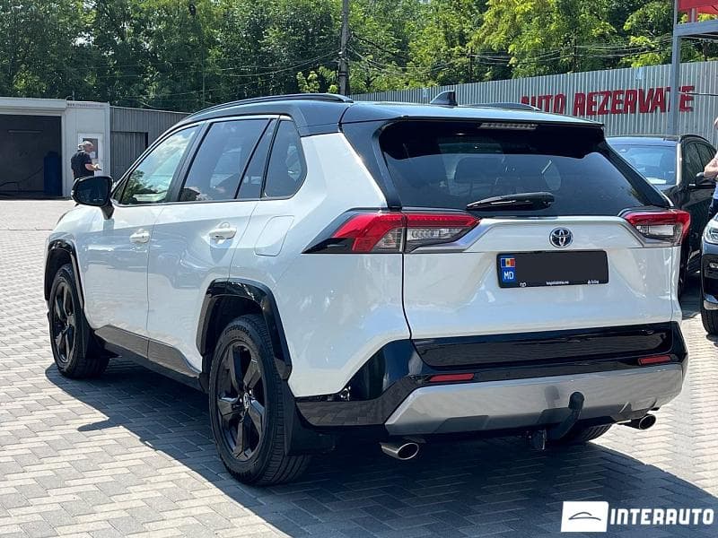 Toyota Rav-4 2019 — Миниатюра 3