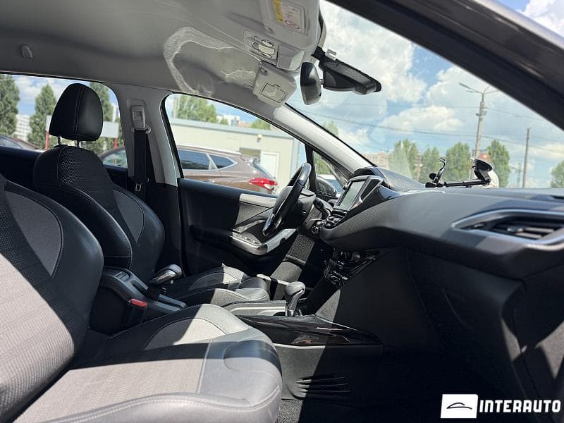 Peugeot 2008 2019 — Миниатюра 11