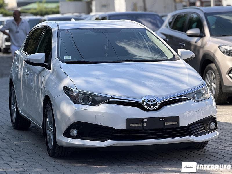 Toyota Auris 2015 — Миниатюра 3