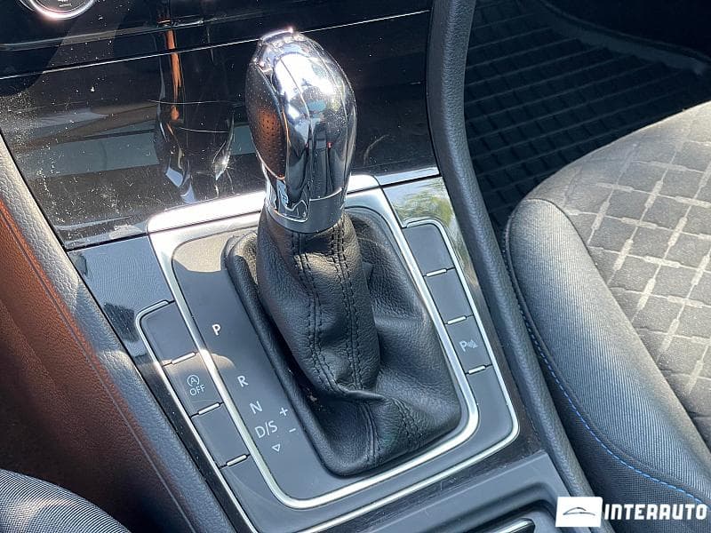 Volkswagen Golf 2019 — Миниатюра 13