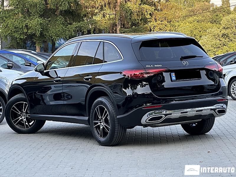 2023 Mercedes GLC 300 — Miniatură 4