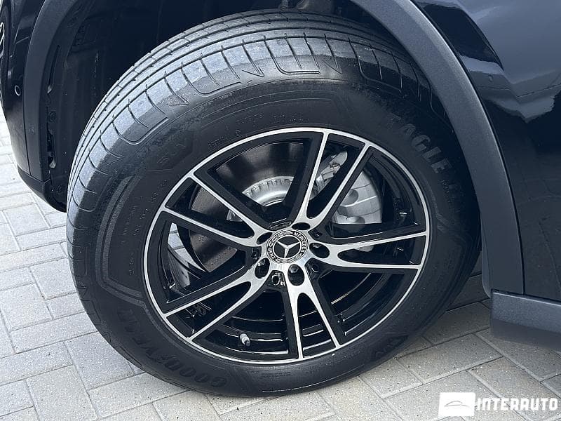 2023 Mercedes GLC 300 — Miniatură 16