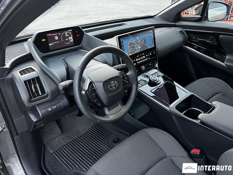 Toyota bZ4X 2024 — Миниатюра 6