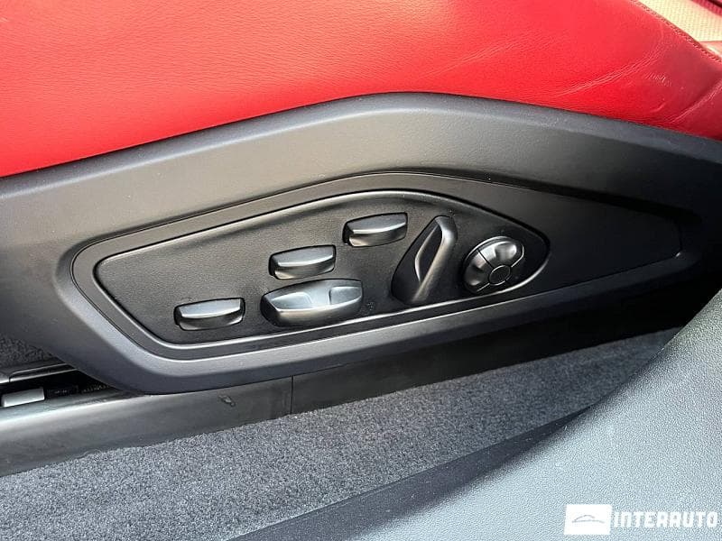 Porsche Taycan Turbo 2020 — Миниатюра 13