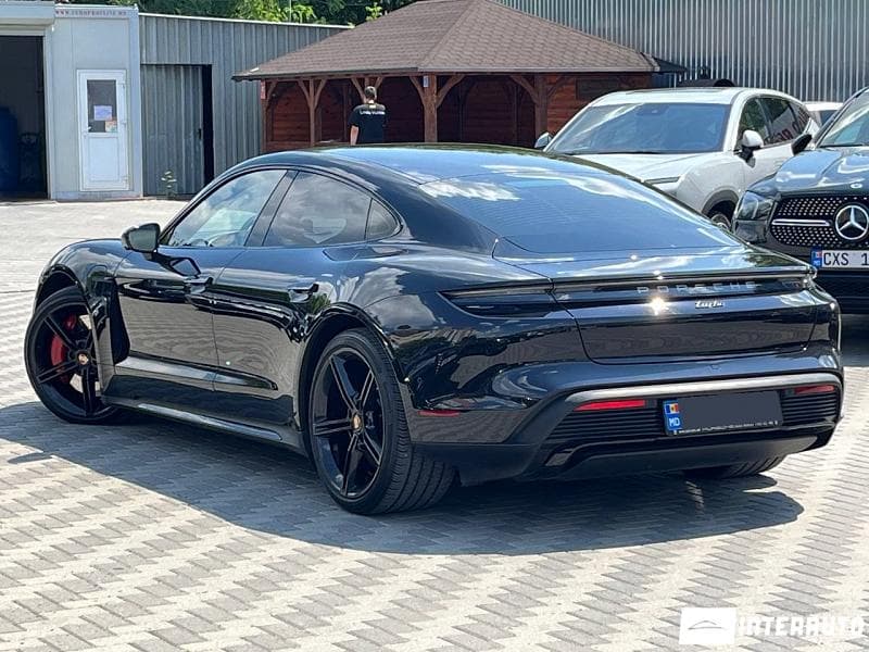 Porsche Taycan Turbo 2020 — Миниатюра 4