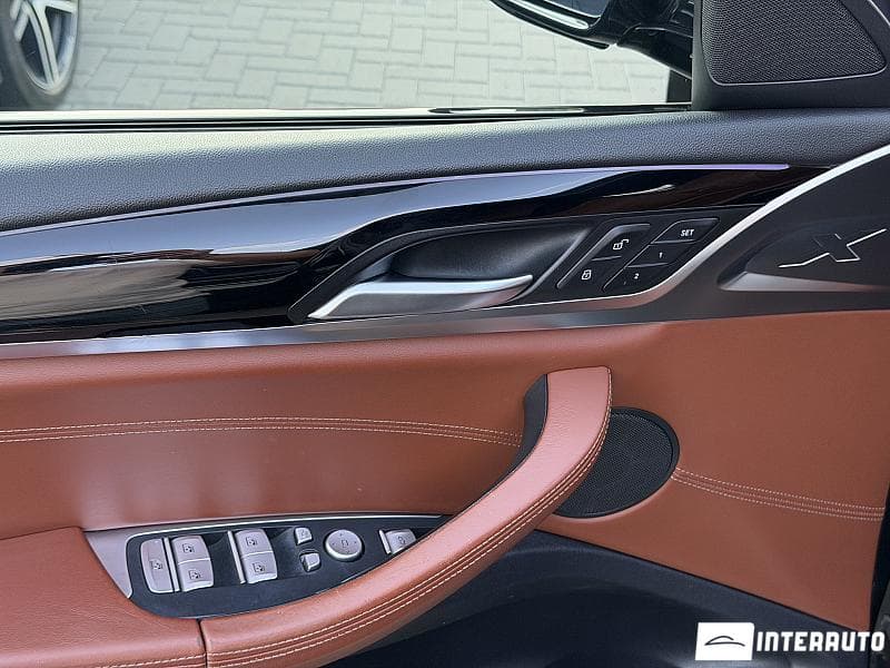 BMW X4 2.0D 2018 — Миниатюра 16
