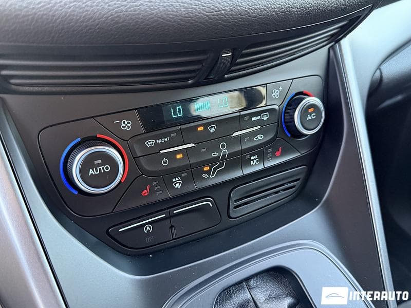 2017 Ford Kuga — Miniatură 11