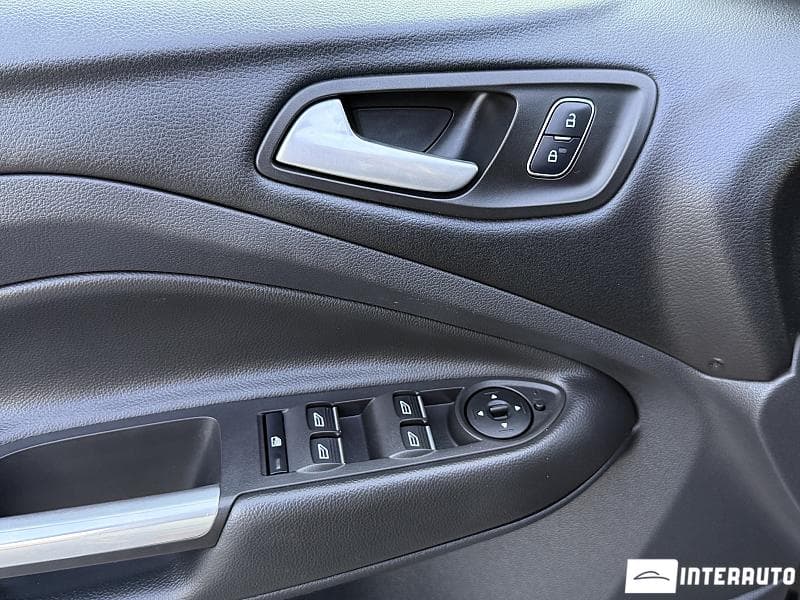 2017 Ford Kuga — Miniatură 19