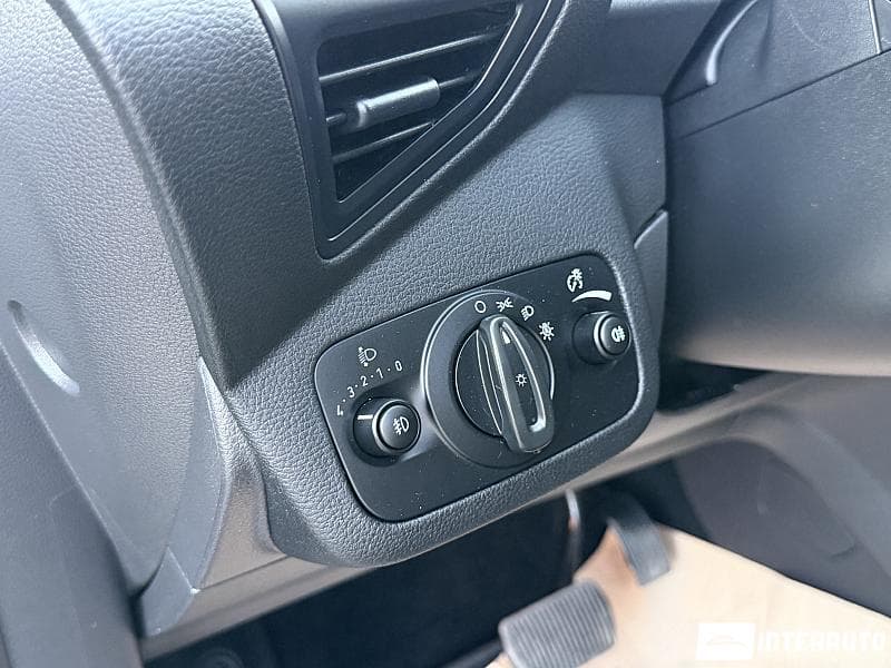2017 Ford Kuga — Miniatură 20