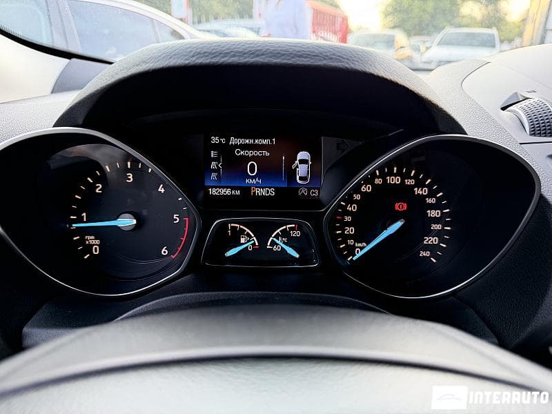 2017 Ford Kuga — Miniatură 9