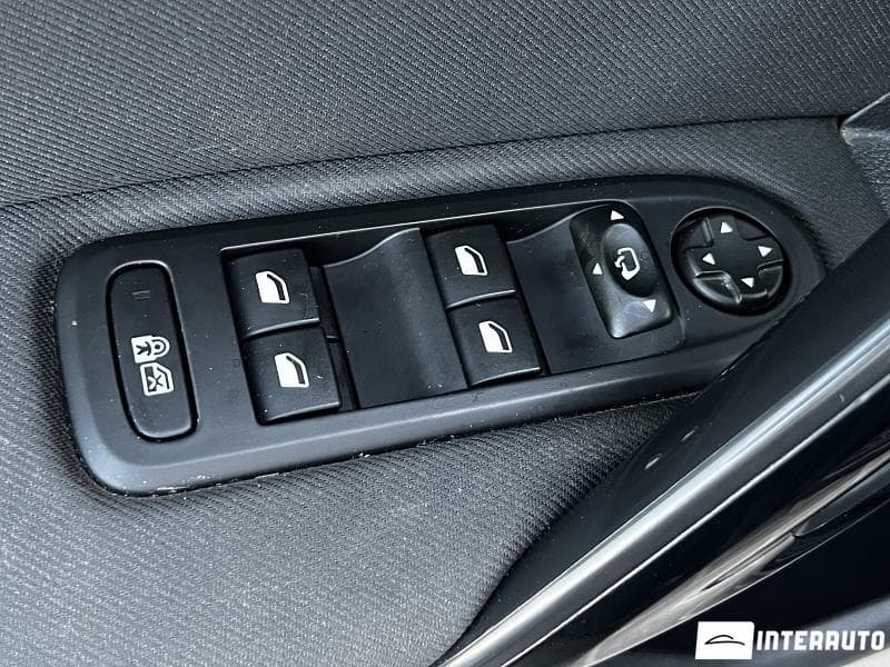 Peugeot 508 2017 — Миниатюра 11