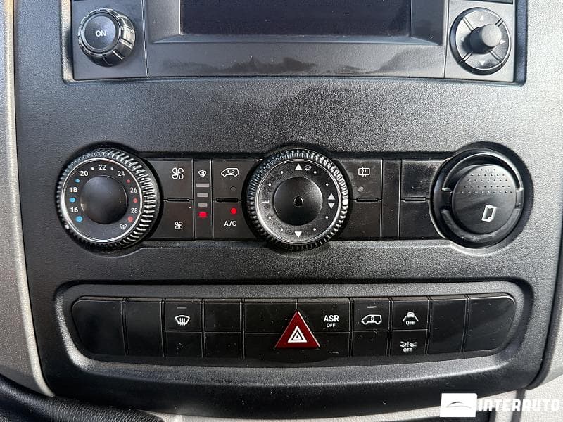 Mercedes Sprinter 2015 — Миниатюра 11