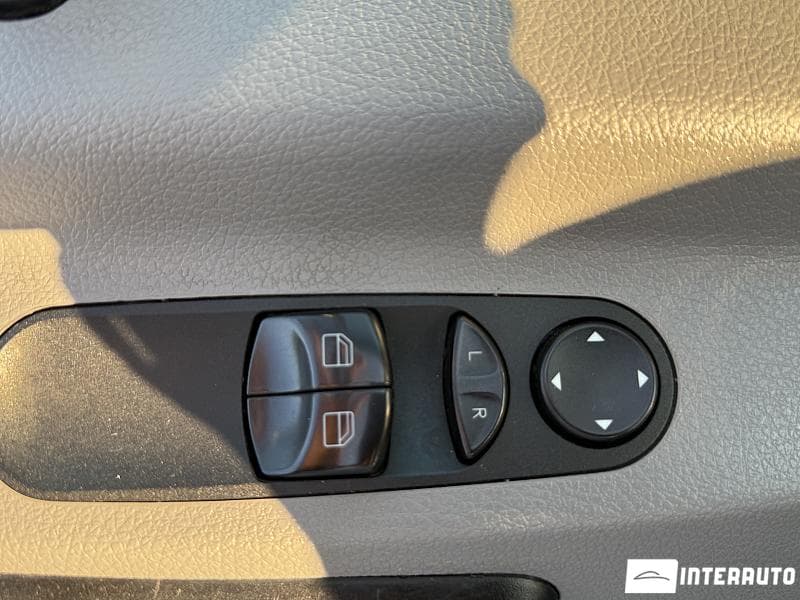 Mercedes Sprinter 2015 — Миниатюра 18