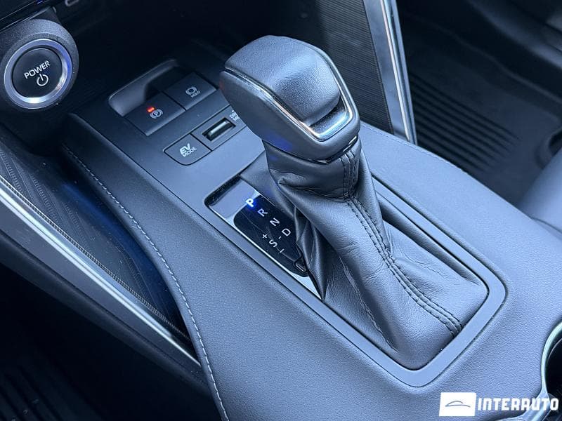 Toyota Venza 2023 — Миниатюра 16