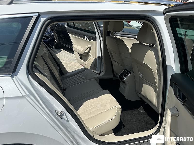 Skoda Superb 2023 — Миниатюра 14