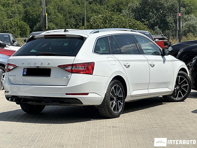 Skoda Superb 2023 — Миниатюра 3